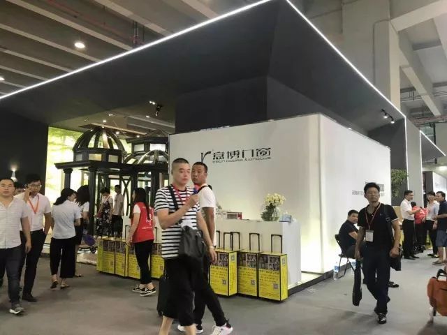 意博攜“為愛(ài)筑家”，為愛(ài)參展建博會(huì) (2).jpg